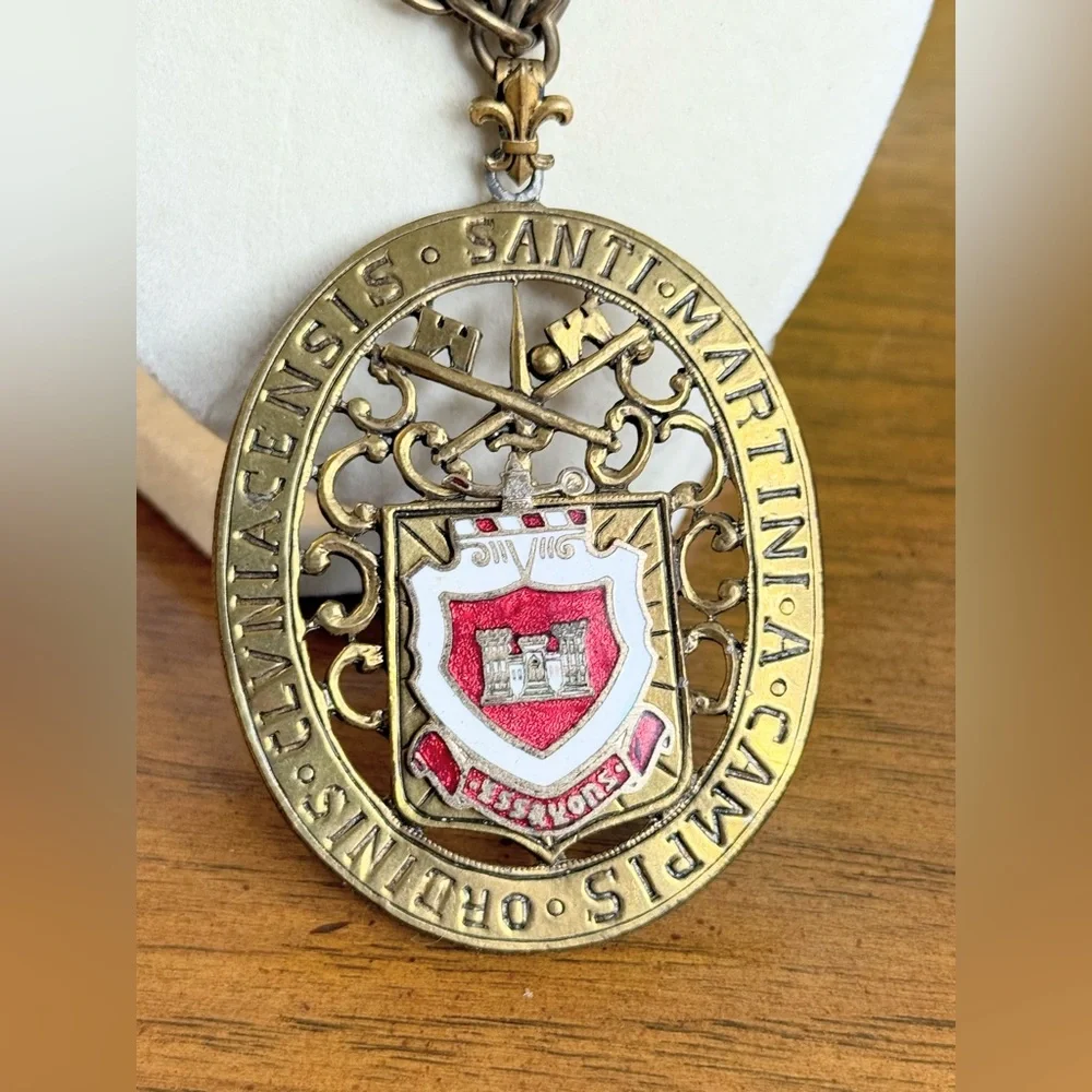 Vintage Vatican Religious Medallion Pendant Necklace Large Crest Chain - Picture 3 of 8